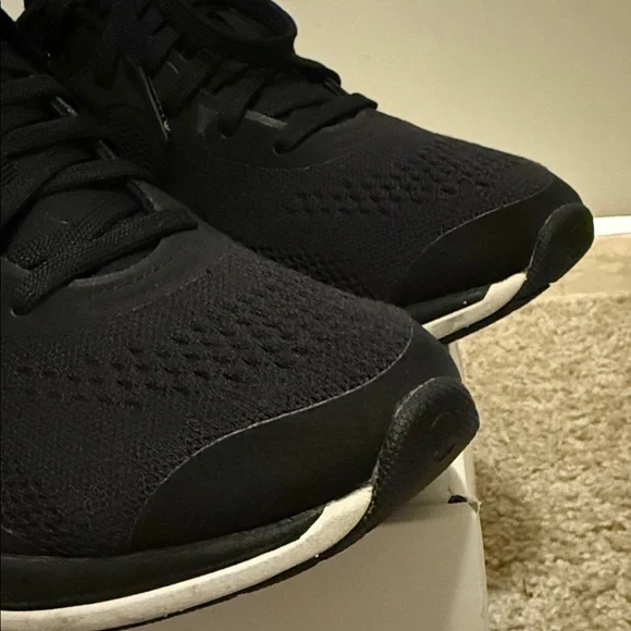 lululemon athletica Chargefeel Workout Low Black Sneakers - Picture 10 of 10